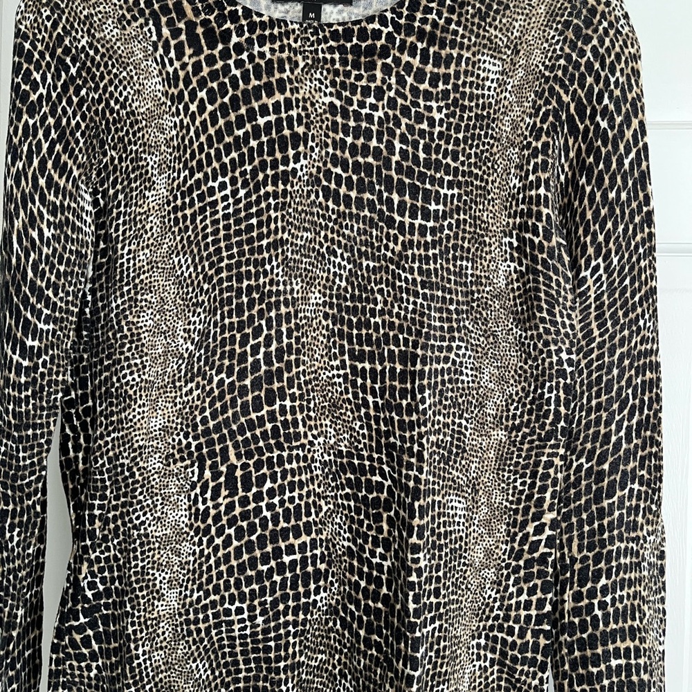 Banana Republic lightweight Leopard Print Sweater